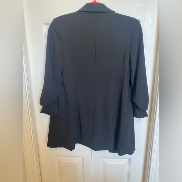 Black 3/4 sleeve blazer - Picture 3 of 3